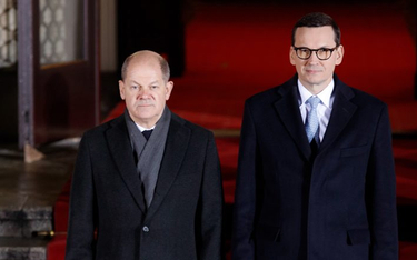 Niedzielne powitanie w Warszawie kanclerza Olafa Scholza przez premiera Mateusza Morawieckiego