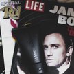 Kim Sherwood stworzy trzy kolejne książki o Jamesie Bondzie.
