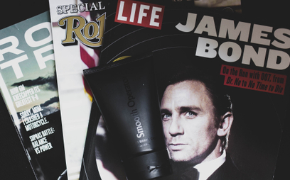 Kim Sherwood stworzy trzy kolejne książki o Jamesie Bondzie.