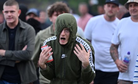 Uczestnicy protestów w Bristolu
