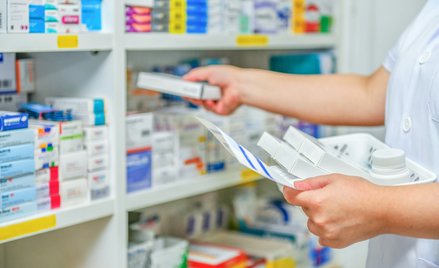 TSUE: Całkowity zakaz reklamy aptek w Polsce jest niezgodny z unijnym prawem