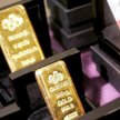 Firma skupująca złoty złom (opodatkowany stawką podstawową) przetapia go na sztabki czystego kruszcu