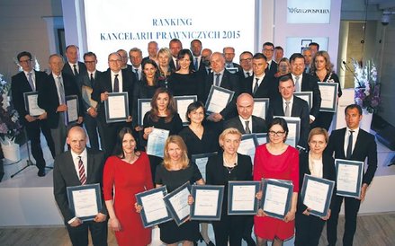 Laureaci wszystkich kategorii 13. edycji Rankingu Kancelarii Prawniczych oraz Konkursu Pro Bono w śr