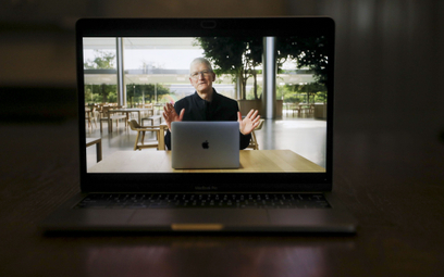 Tim Cook, prezes Apple, wprowadza rygorystyczne środki bezpieczeństwa