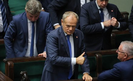 Premier Donald Tusk po bloku wieczornych głosowań w Sejmie, 8 października