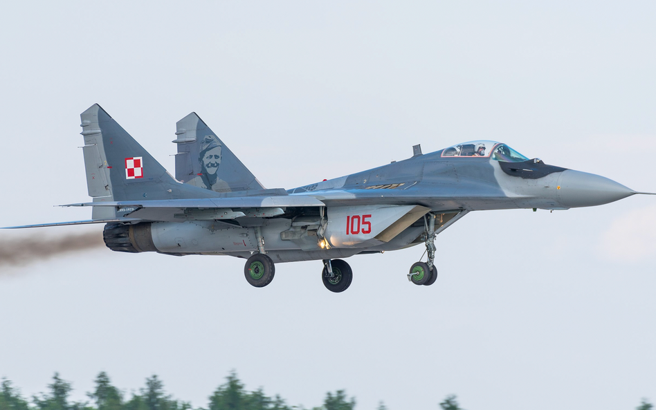 MiG-29 przekroczył barierę dźwięku koło Malborka. Pilota zawieszono