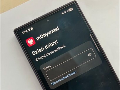 Młodzi przestępcy oferowali narzędzie imitujące rządową aplikację mObywatel