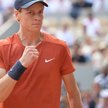 Jannik Sinner podczas French Open w 2024 roku.