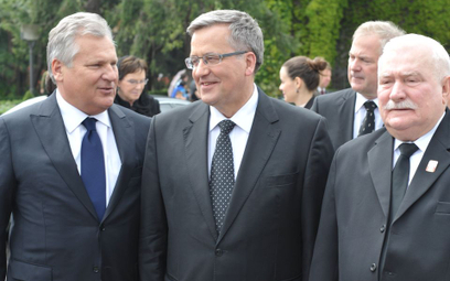 Byli prezydenci: Aleksander Kwaśniewski, Bronisław Komorowski i Lech Wałęsa