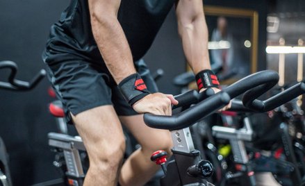 Spinning: najlepsze efekty dają godzinne treningi 2-3 razy w tygodniu.