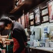 Wielorazowy kubek z kaucją: nowy ekopomysł Starbucksa
