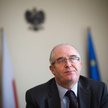 Prokurator Generalny walczy o wpływy