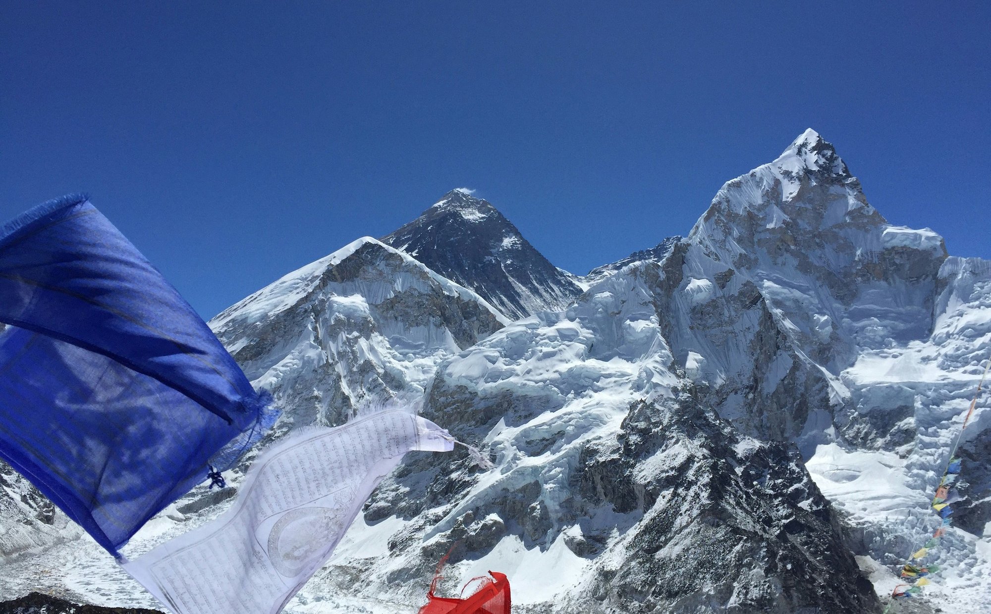 Dlaczego lodowiec pod Everestem topnieje na mrozie? Rusza ekspedycja badawcza