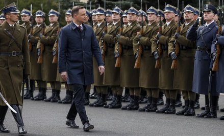 Wojsku przybędzie czterech generałów