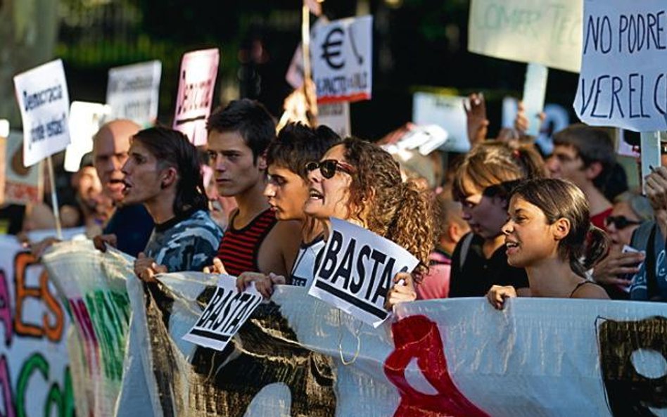 W Hiszpanii nie ustają protesty przeciwko forsowanym przez rząd socjalisty Jose Luisa Zapatero plano