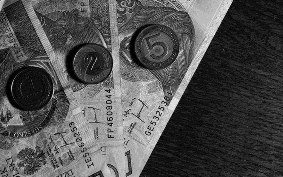 Trzy miesiące pracujemy na fiskusa