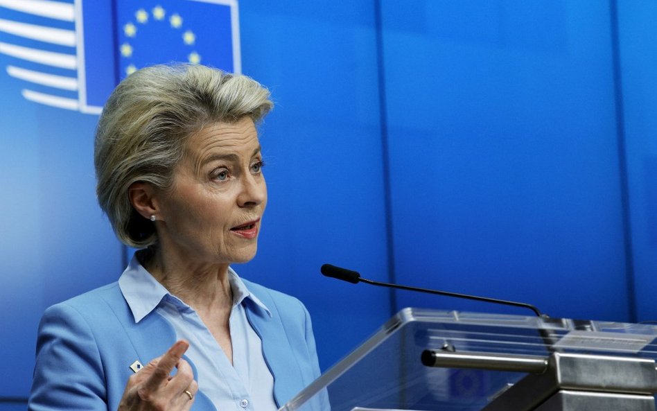 Komisja Europejska namawia do luzowania obostrzeń dla podróżnych
