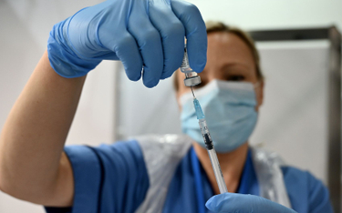 COVID-19: Brytyjczycy i Rosjanie będą wspólnie pracować nad szczepionką