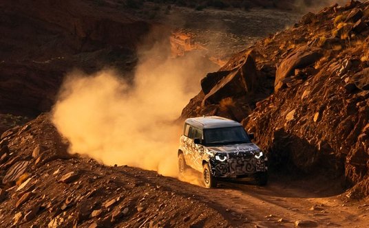 Land Rover Defender OCTA