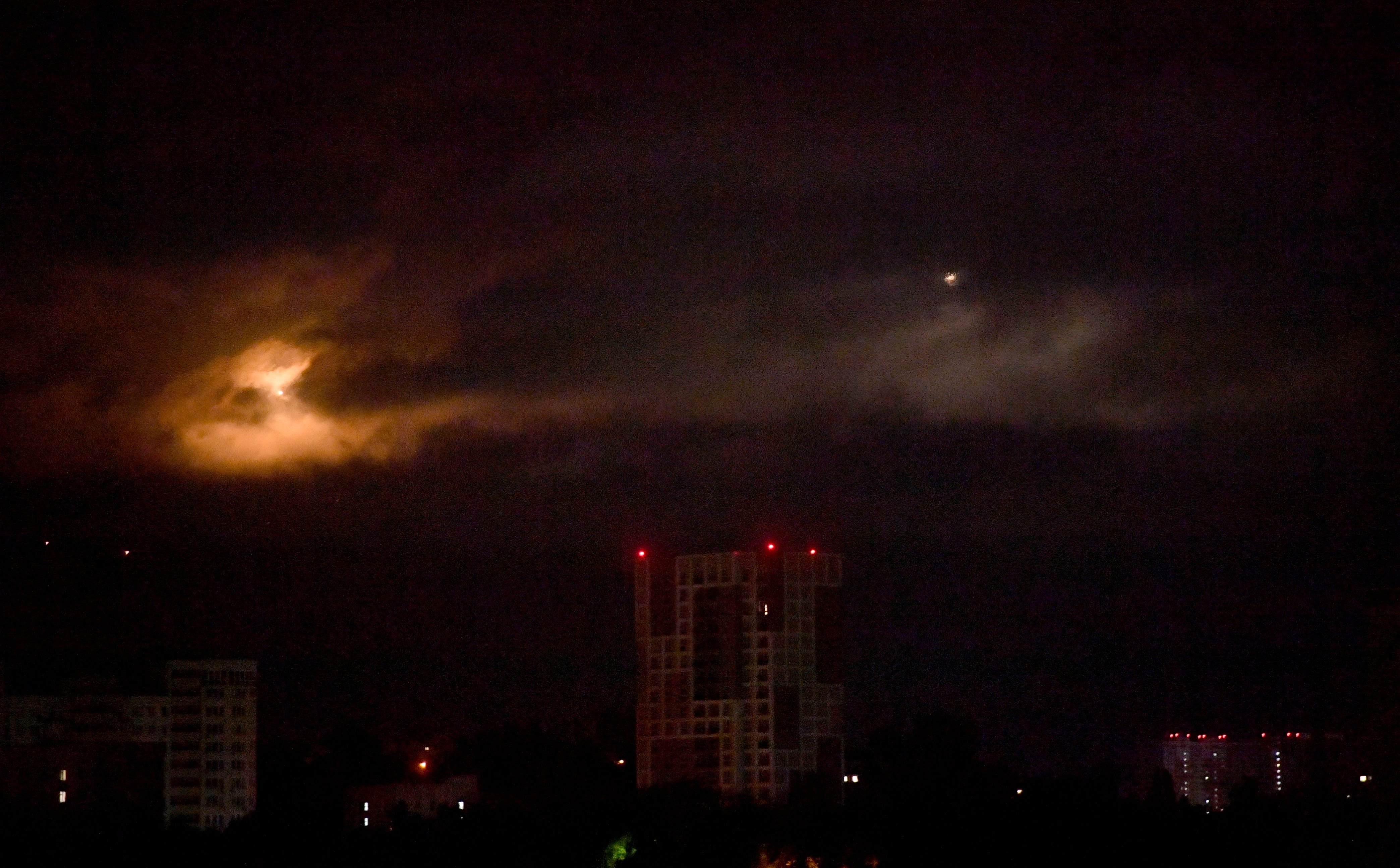 Ciężka noc w Kijowie. Stolica Ukrainy celem zmasowanego ataku dronów