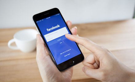 Facebook: Wirus ze zdjęciami zablokowany