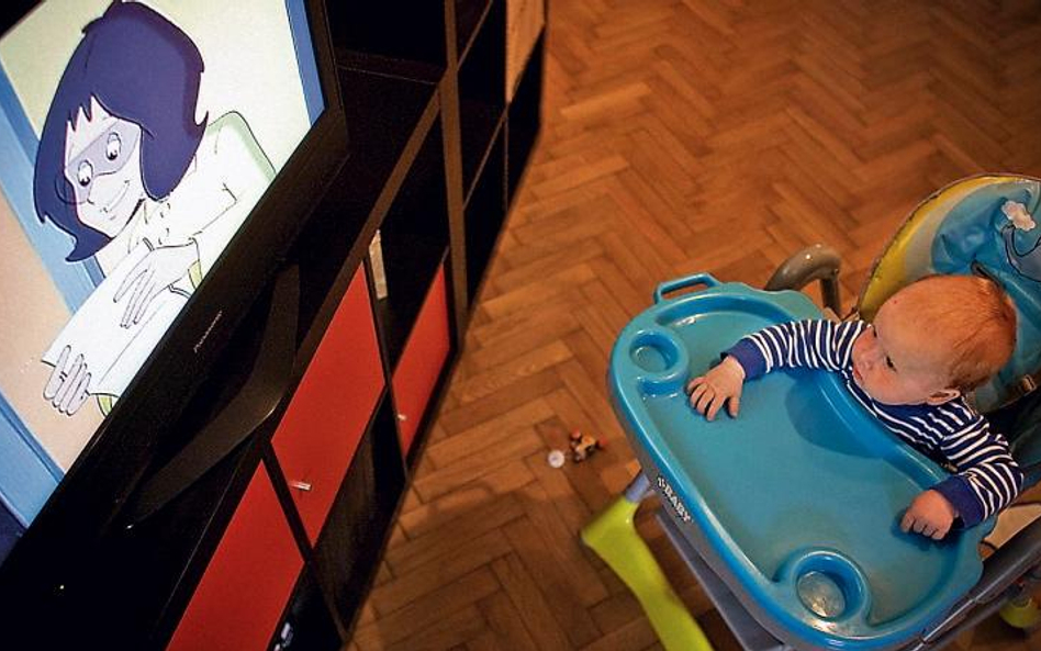 W programie "Dorosły na próbę" nastolatki opiekują się niemowlętami