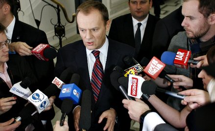 Donald Tusk jest dziś wszędzie