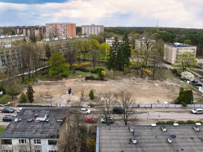 Teren przy ulicy Szubińskiej 4 jest już przygotowany do rozpoczęcia budowy
