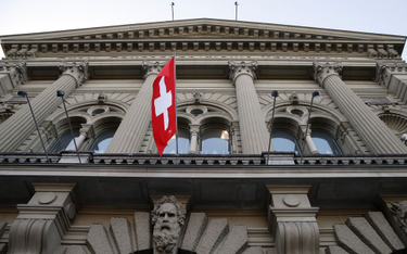 Niesamowita presja na szwajcarskiego franka