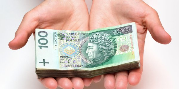 Ojciec zarządza pensją córki, fiskusowi nic do tego