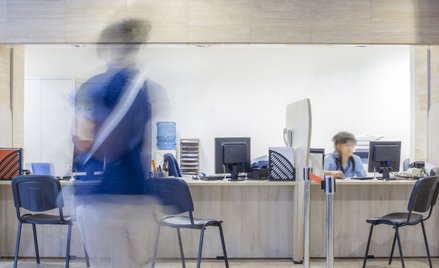 Złodzieje kradną pieniądze, banki niechętnie uznają reklamacje