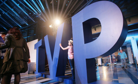 Tylko publiczne media zarobią na rządowym spisie?