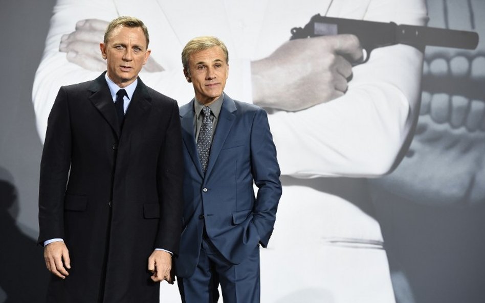 Filmowi wrogowie - James Bond (Daniel Craig) i Franz Oberhauser (Christoph Waltz)