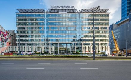 Prosta Office Centre z zielonym paszportem