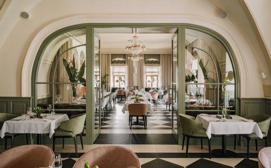 Hotelowa restauracja.