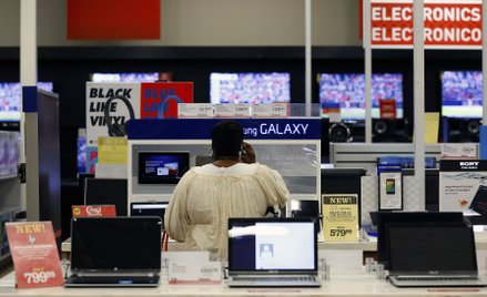 Import komputerów i produktów elektronicznych podbija inflację w USA