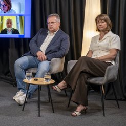 W debacie, w studiu „Rzeczpospolitej” wzięli udział: prof. dr hab. n. med. Katarzyna Kosińska- -Kacz