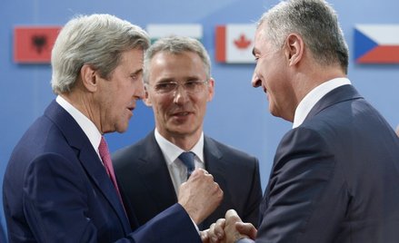 Nie oczekujmy zmian w postawie NATO