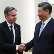Antony Blinken (z lewej) i Xi Jinping w poniedziałek w Wielkiej Hali Ludowej