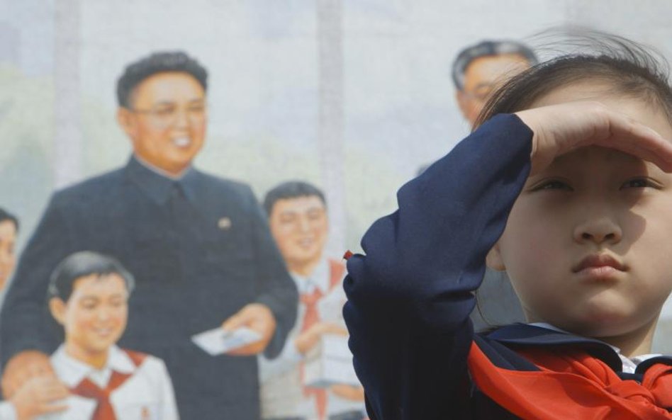 „Pod opieką wiecznego słońca”