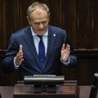 Premier Donald Tusk przemawia na sali obrad Sejmu w Warszawie.