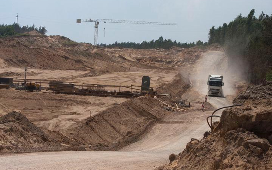 Zastój na budowie autostrady A2