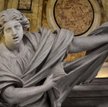 Rzeźba "Święta Weronika z całunem" w Bazylice Św. Piotra w Watykanie