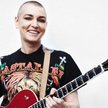 Sinéad O’Connor (1966). Wokalistka, kompozytorka i autorka tekstów. Nie chciała rozmawiać o pedofili
