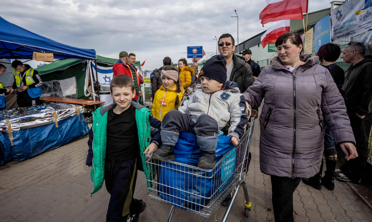 Льготы беженцам украины