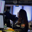 Kiedy Wall Street śpi budzą się demony