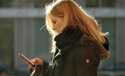 Jak wygląda próba oszustwa bankowego? Policja publikuje nagranie