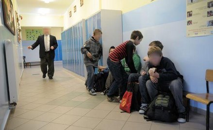 Mniej rygorystyczne wymagania od dyrektora szkoły