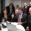 Od trzech miesięcy Carles Puigdemont codziennie zdalnie kontaktuje się z Brukseli ze swoimi zwolenni