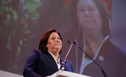 Pierwsza dama Anna Komorowska tłumaczy udział dzieci w kampanii